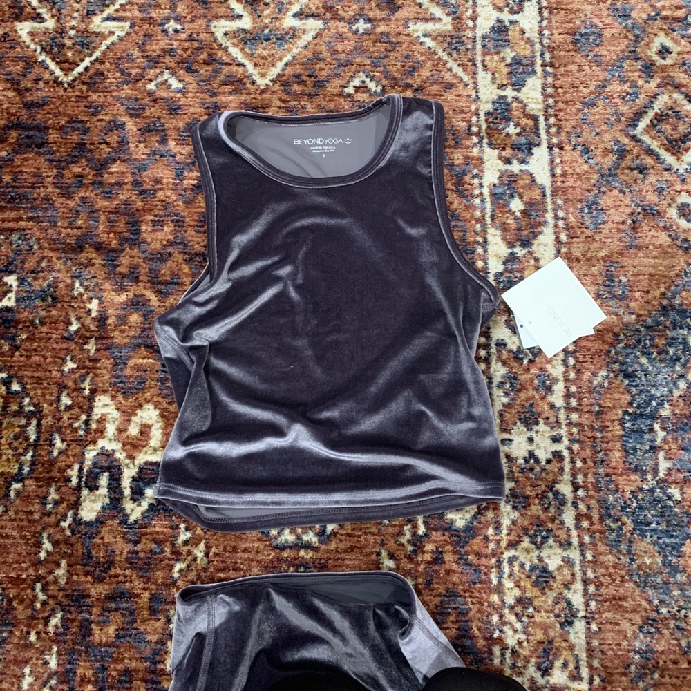 NWT beyond yoga purple velvet crop top small